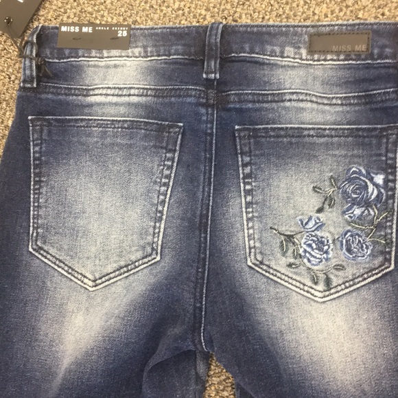 Jeans - Picture 6 of 8